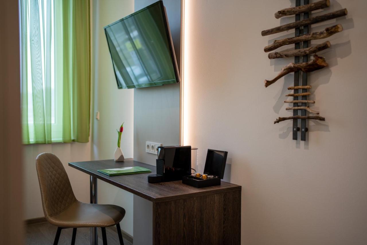 Eee Hotel Graz Pirka Εξωτερικό φωτογραφία